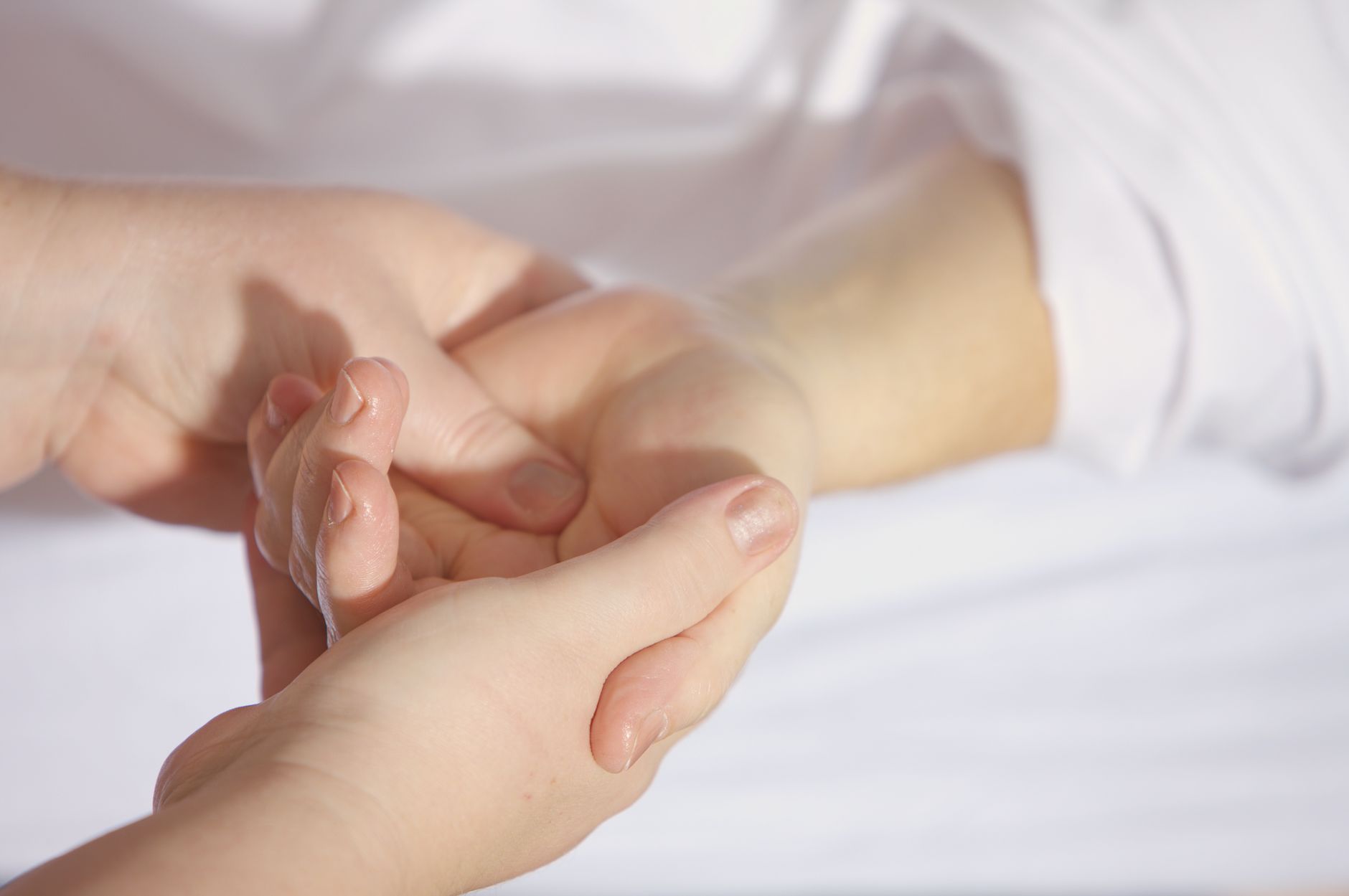 EMDR Terapisi Nedir, Hangi Durumlarda Kullanılır?